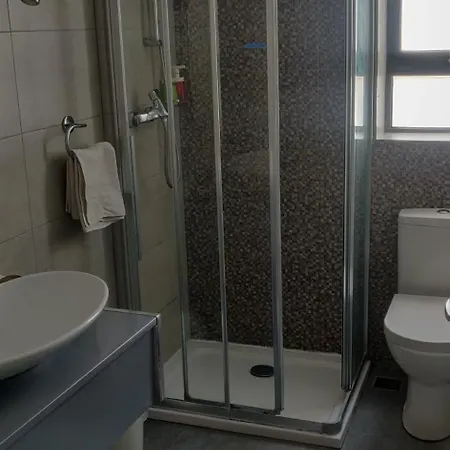 公寓 Luxury One Bedroom With Castle View